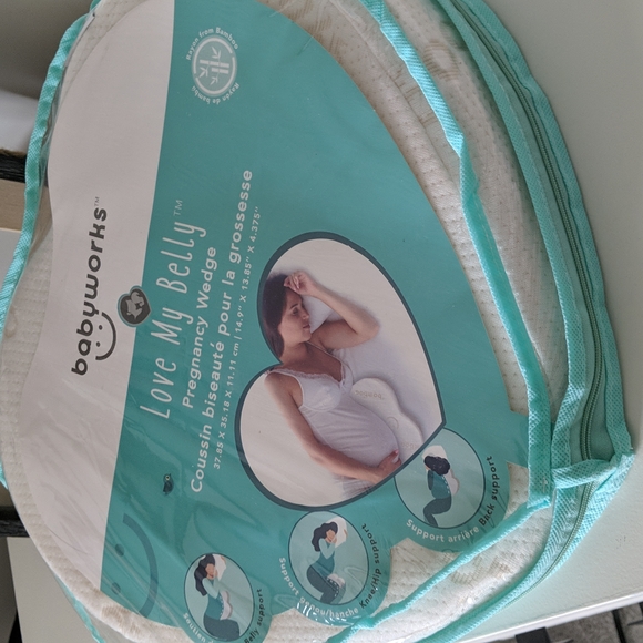 Love my belly pregnancy wedge - Picture 1 of 6